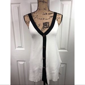 Zara Knit White and Black Sleeveless Top